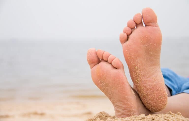 How to Sell Feet Pics Online (and make money instantly!)