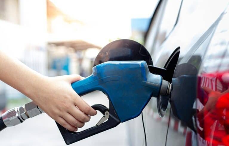 How to Save Money on Gas: 13 Tips to Spend Less at the Pump